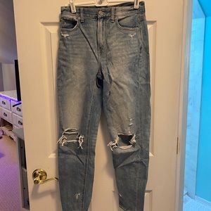 american eagle mom jeans